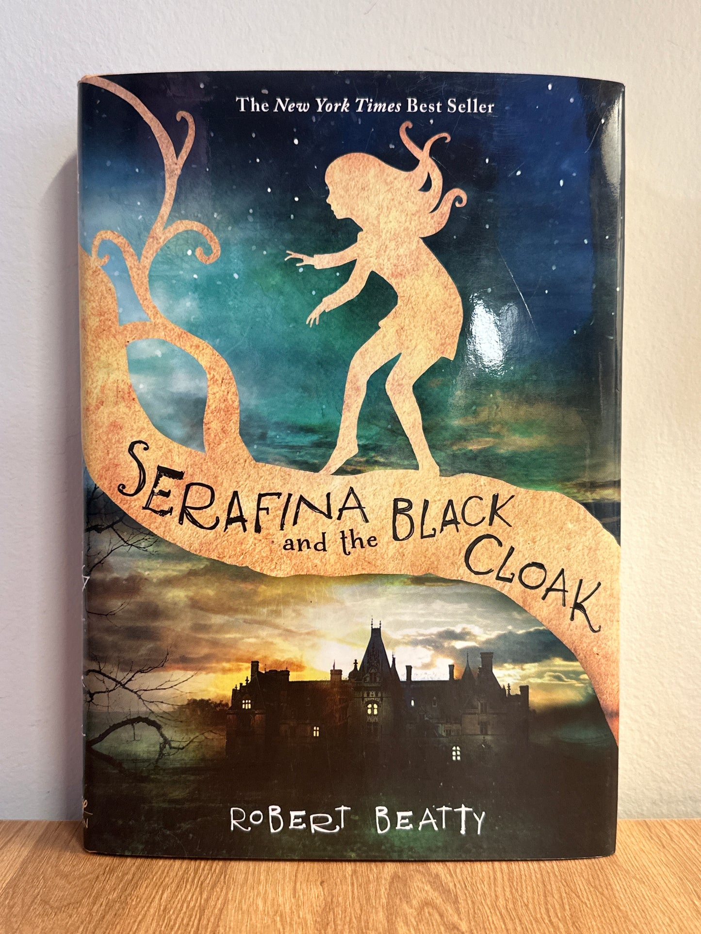 Serafina Black and the Cloak