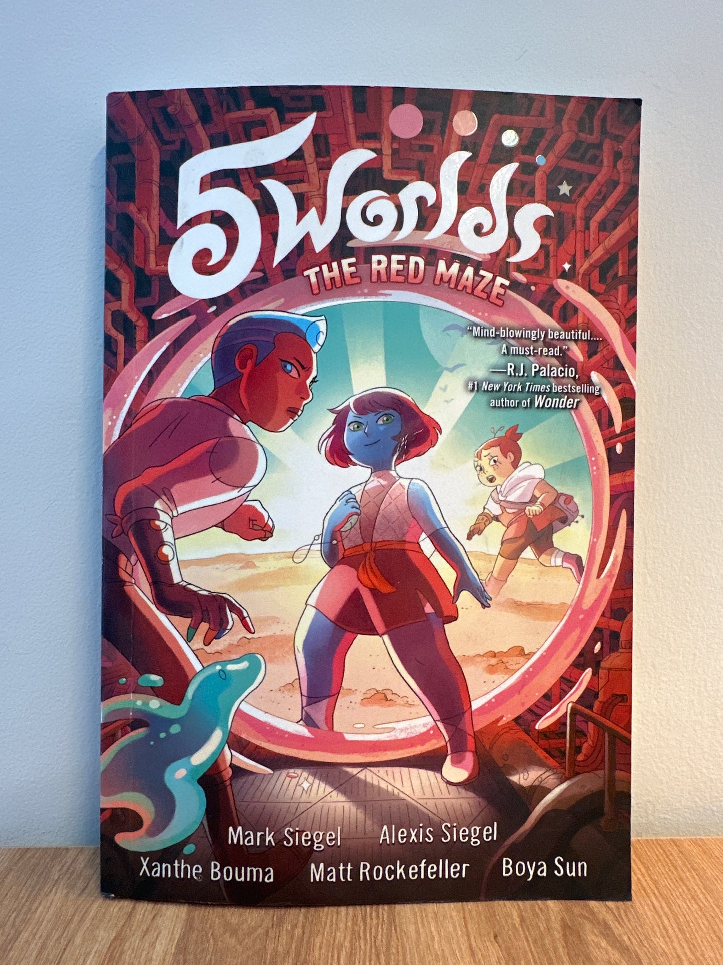 5 Worlds Book 3: Red Maze