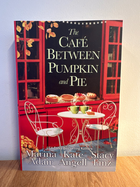 The Cafe Between Pumpkin and Pie