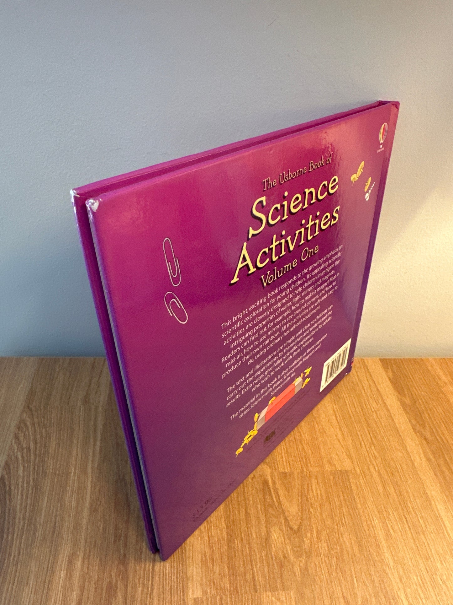 The Usborne Book of Science Activities Vol 1