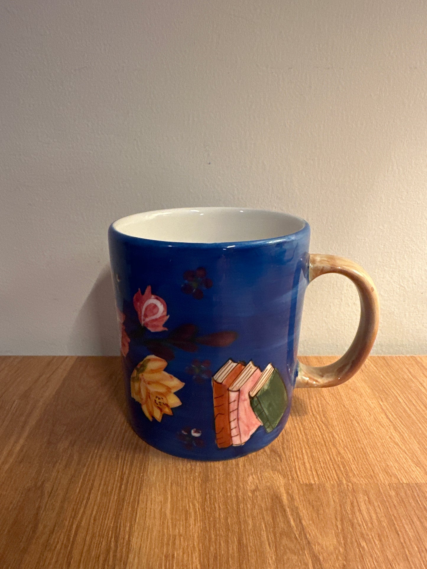 Book mug
